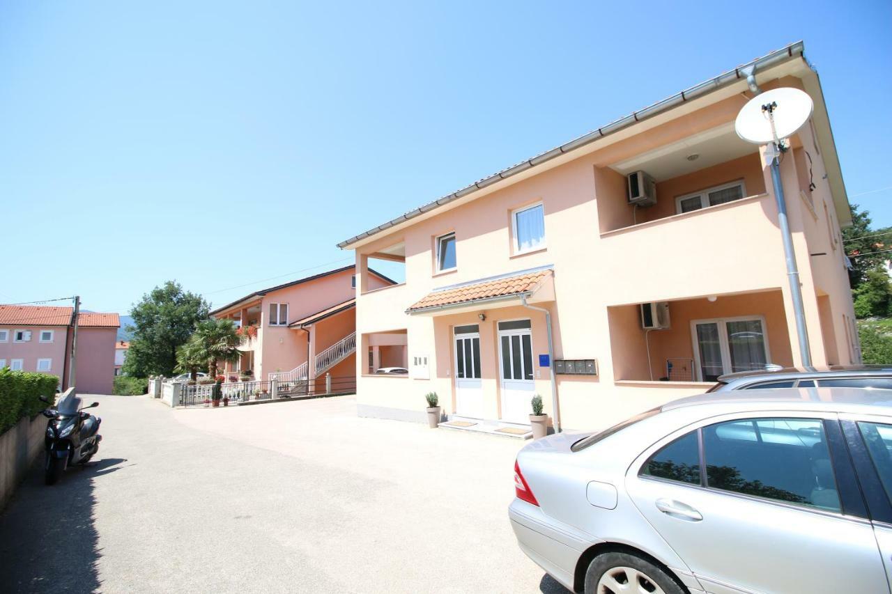 Apartments By Zec Kastav Exterior photo
